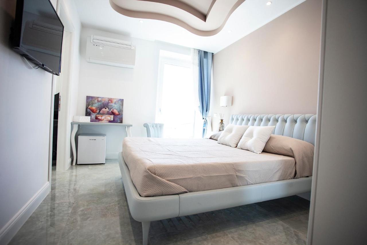 Hotel Cavalieri D'Oro Luxury House Anzio Exterior foto