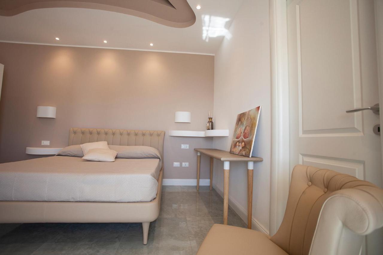 Hotel Cavalieri D'Oro Luxury House Anzio Exterior foto