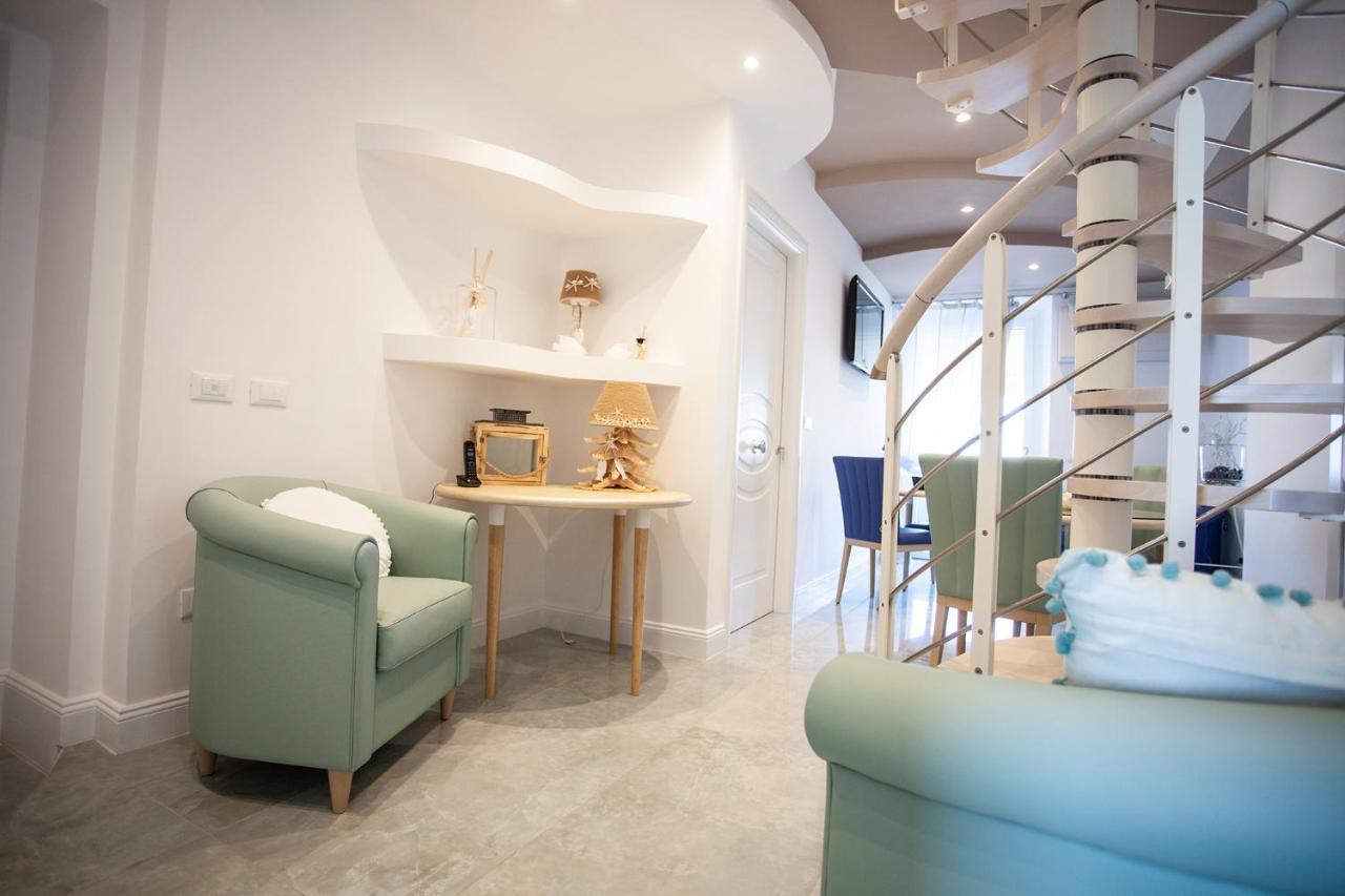 Hotel Cavalieri D'Oro Luxury House Anzio Exterior foto
