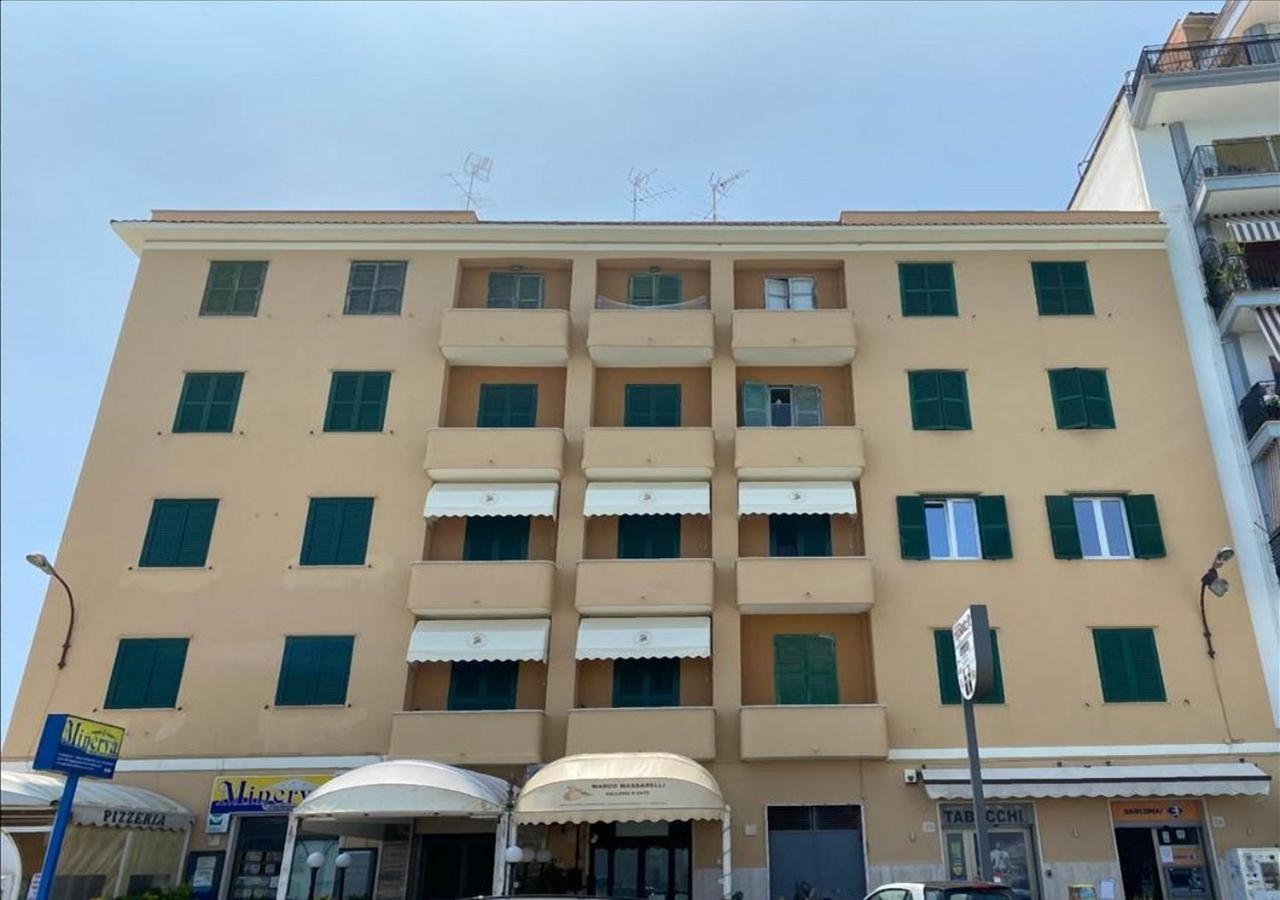 Hotel Cavalieri D'Oro Luxury House Anzio Exterior foto